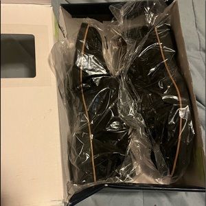 Club room velvet shoes never worn purchase from Macy’s